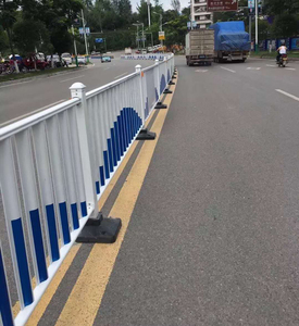 道路隔离护栏2